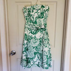 B. Smart Green and White Floral Strapless A-Line Dress